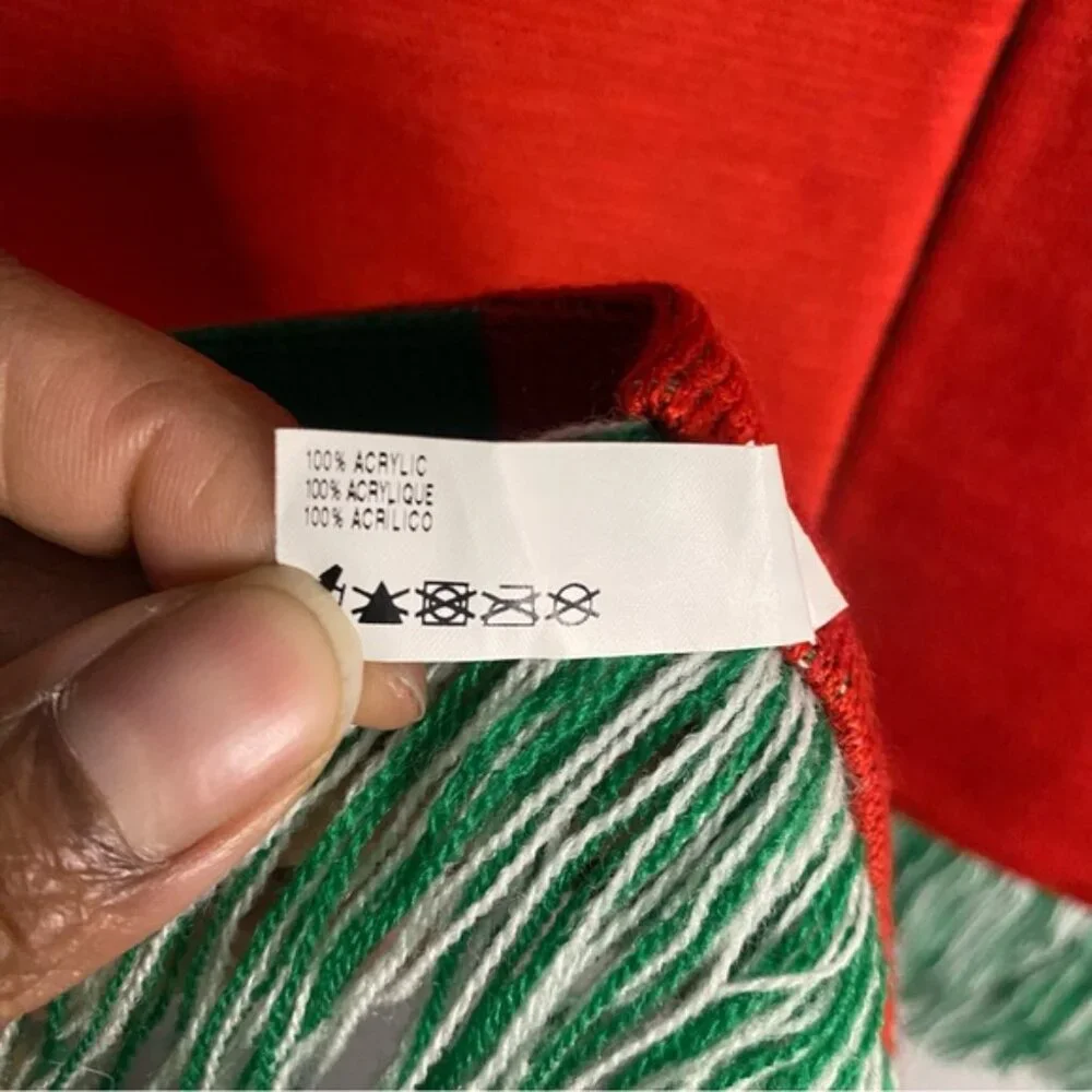 Nike Vibrant Red and Green Portugal Fringed Knit Scarf